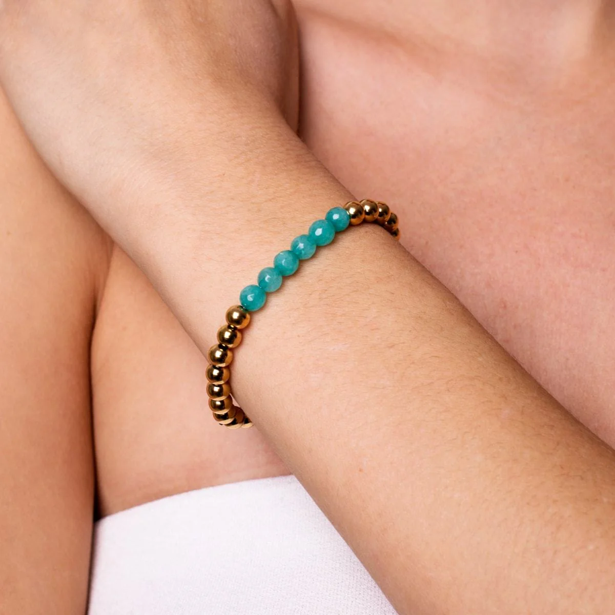 Cheerful | 18k Gold | Aquamarine Jade | Gemstone Expression Bracelet - Image 3