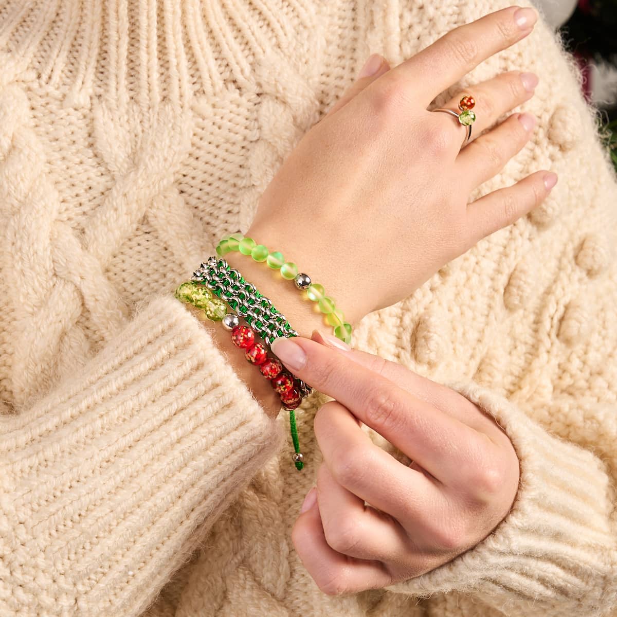 Emerald | Silver | Mermaid Glass Bead Bracelet - Image 5