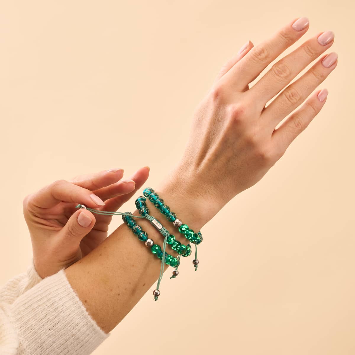 Teal | Silver | Firefly Glass Macrame Bracelet - Image 3